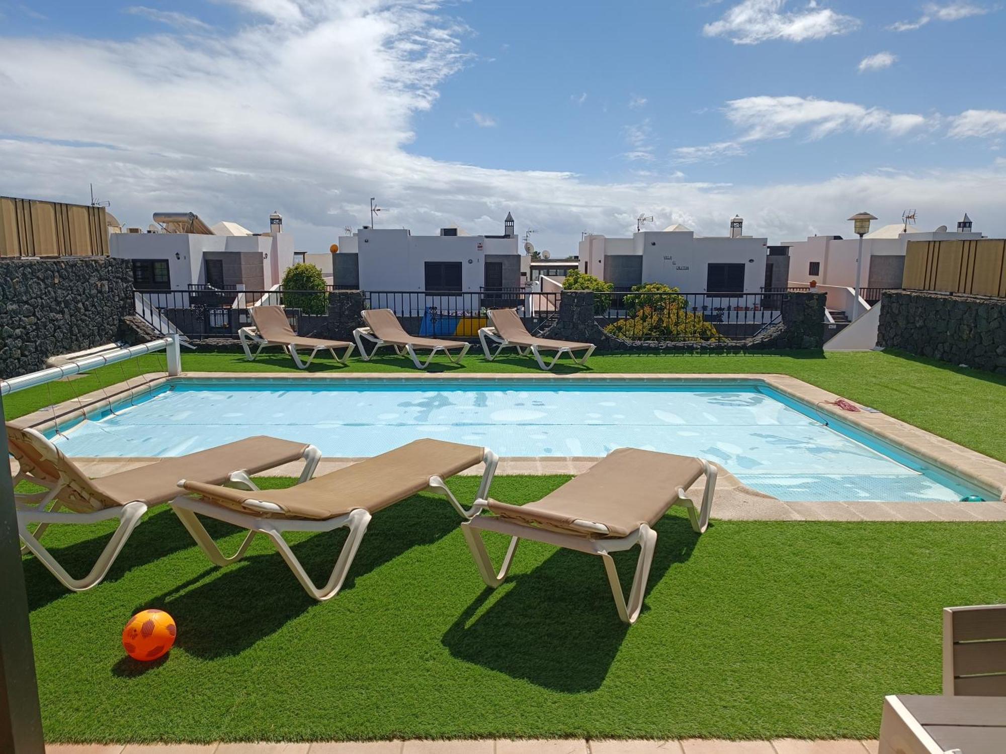 Villa Juanita, Puerto Del Carmen, Lanzarote 蒂亚斯 外观 照片